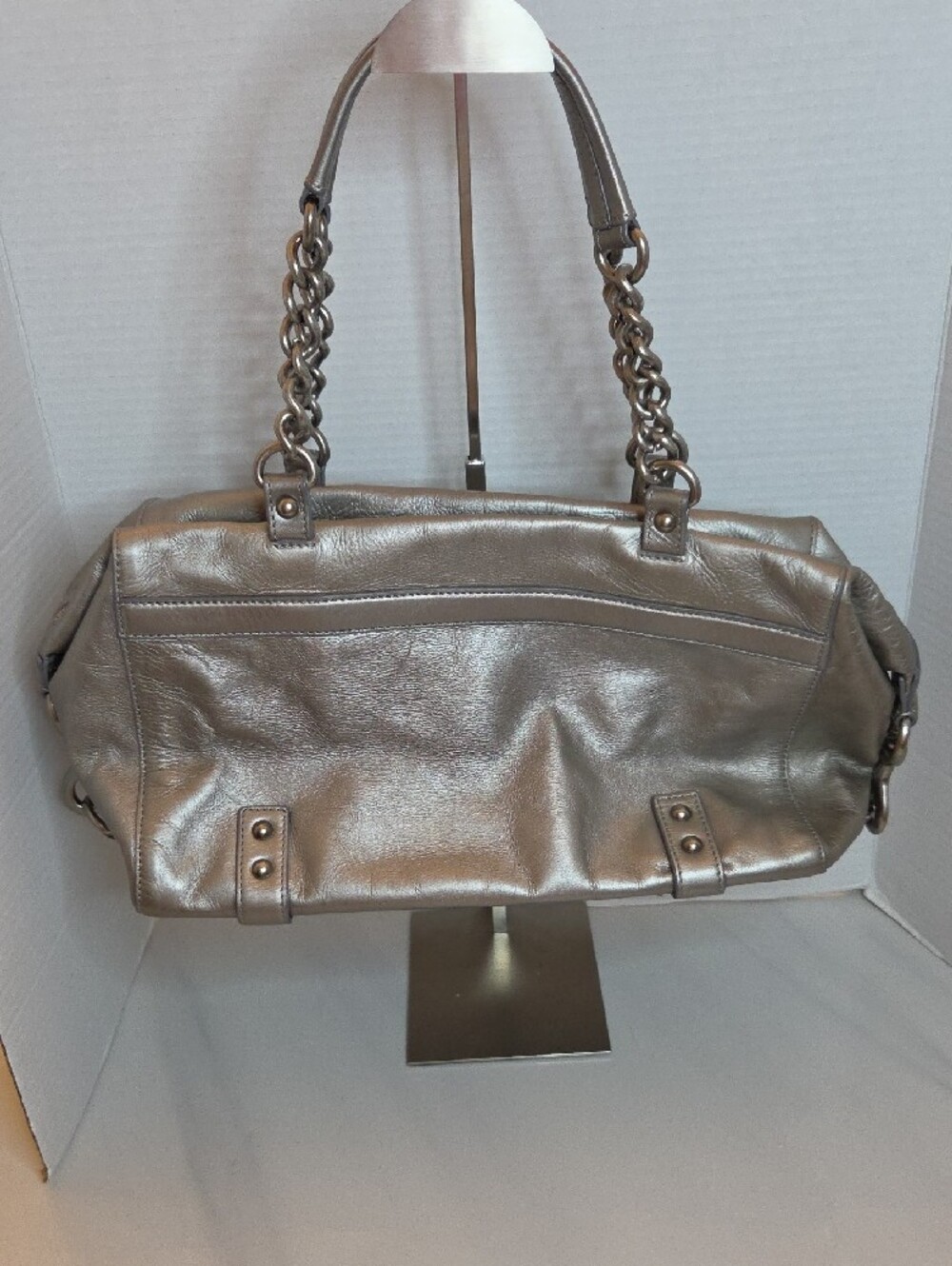 Club Monaco Metallic Silver Chain-Handle Shoulder Bag - Picture 4 of 10